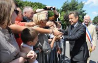 Саркози подвергся нападению из толпы