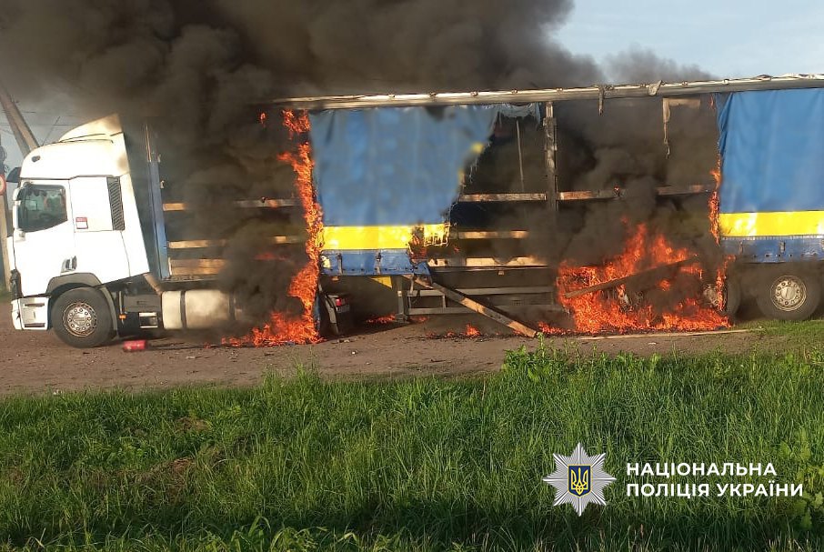 Результат російського обстрілу на Чернігівщині
