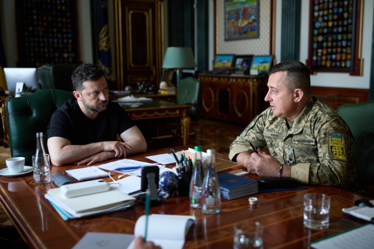 Зустріч президента з командирами корпусів
