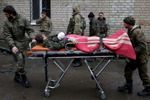 За добу в зоні АТО загинули 12 українських військових, - штаб АТО