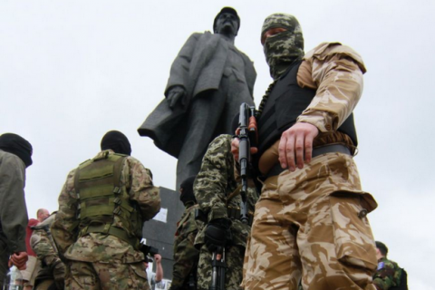 ​В Госдуме РФ начали говорить об официальных поставках оружия на оккупированный Донбасс