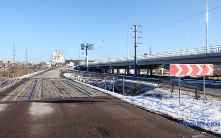 На Київщині частково відновили рух Гостомельським мостом