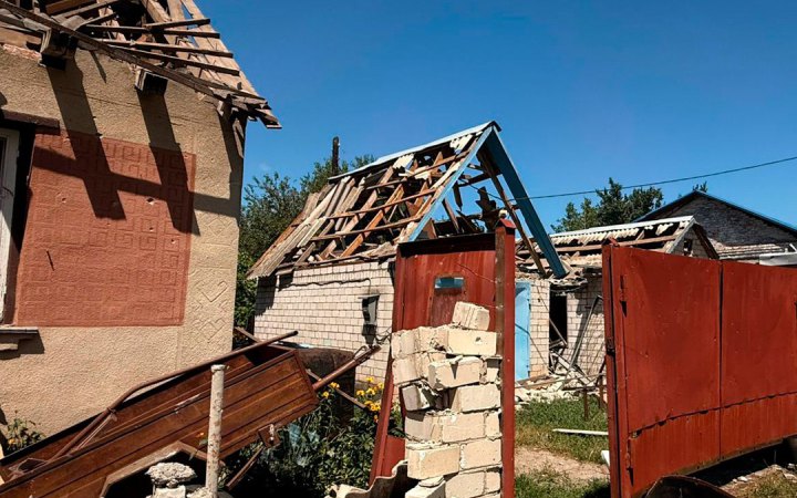 Дрони окупантів атакували Златопіль на Харківщині, є загибла та постраждалі (оновлено)