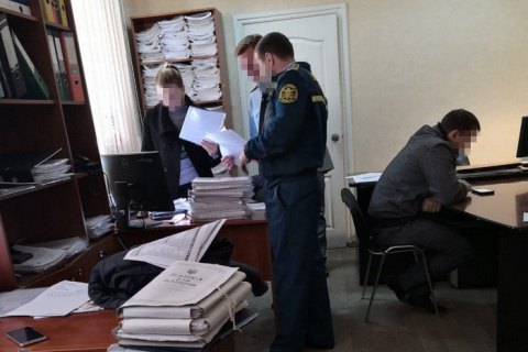 СБУ підтвердила масштабну контрабанду міндобрив на Миколаївській митниці