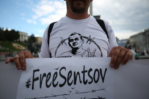Европейский суд по правам человека предложил Сенцову прекратить голодовку