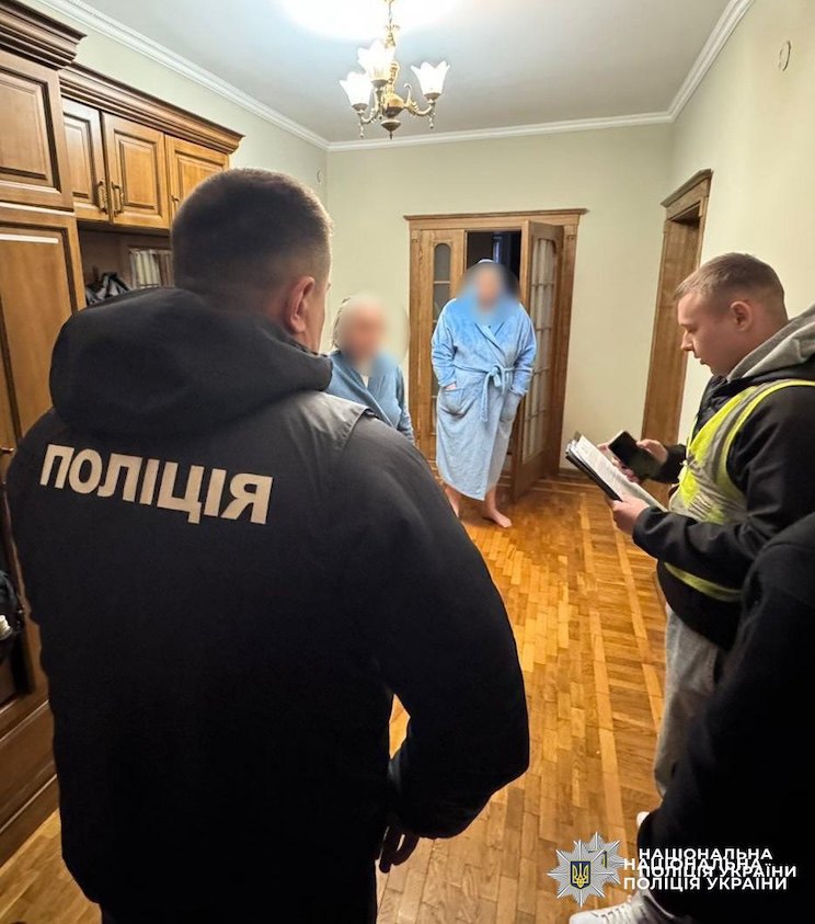 Обшуки за підозрою в розтраті коштів з програми медичних гарантій