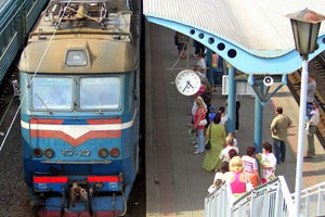 Железнодорожники отменили поезда в Севастополь