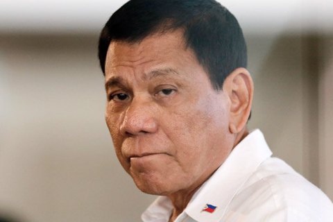Президент Філіппін зізнався в убивствах