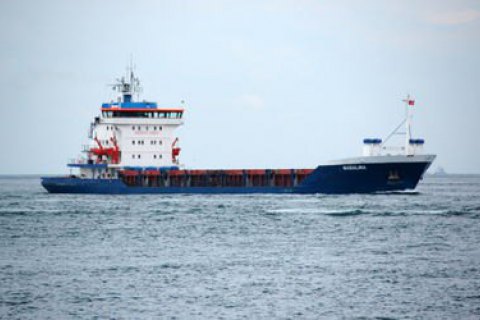 30 судов незаконно зашли в порты Крыма в сентябре 