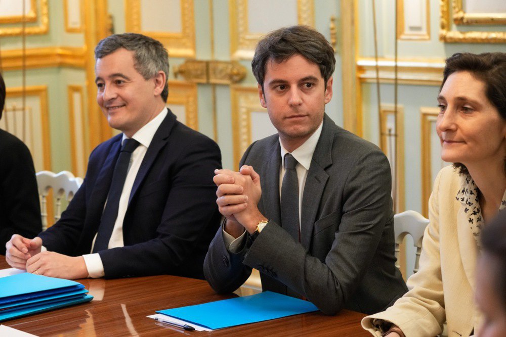 Рада міністрів в Єлисейському палаці в Парижі