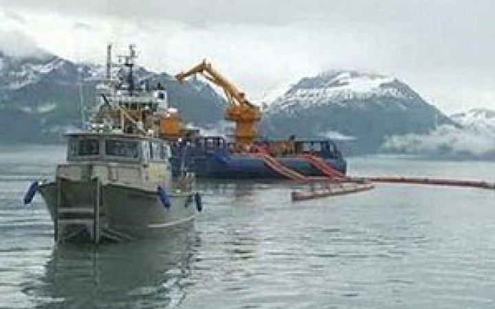 Розвідка: Російські арктичні ресурси поділили між собою Кірієнко, Сєчін і Дмитрієв