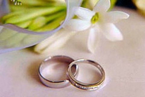 ​В День влюбленных в Украине планируют пожениться более 1,4 тысячи пар