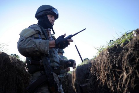 Ночью на Донбассе двое военных погибли, 11 получили ранения и травмы (обновлено)