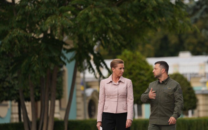 Зеленський обговорив із прем’єркою Данії відкриття першого переговорного кластера