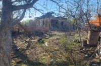 Головне за ніч та ранок неділі, 20 квітня: привітання з Великоднем, майже 130 боєзіткнень, обстріли прикордоння