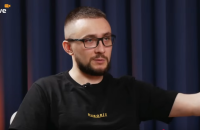 Президент нагородив відзнакою "Золоте серце" волонтерів, зокрема Ірину Федишин і Сергія Стерненка 