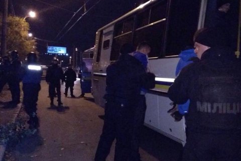 Троє людей постраждали під час бійки вболівальників у Києві, - поліція
