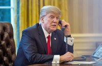 Трамп і Путін проведуть телефонну розмову у вівторок