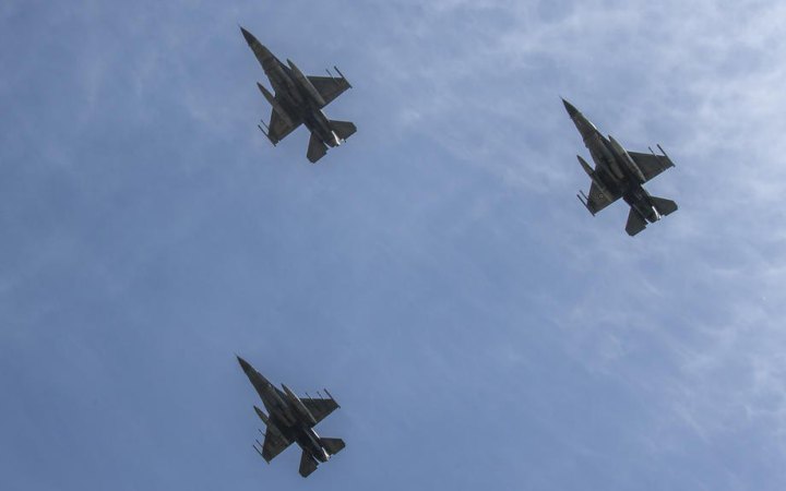 Данія та Нідерланди підтвердили отримання дозволу від США на передачу Україні F-16