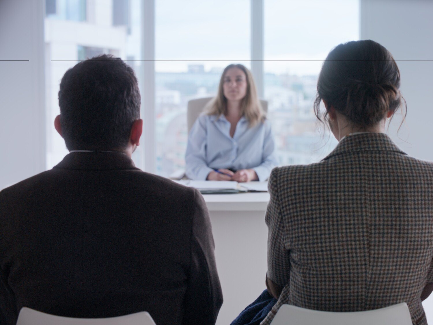 Кадр з фільму «Ми віримо вам».