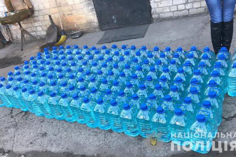 Полиция изъяла поддельного алкоголя на 1 млн гривен в Днепропетровской области