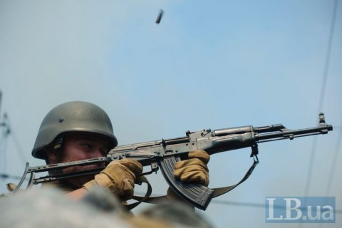 Боевики обстреляли бойцов АТО в районе Докучаевска 