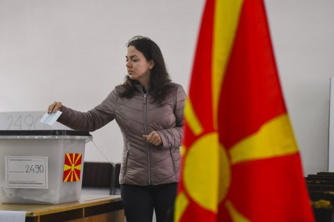 В Северной Македонии проходит второй тур президентских выборов