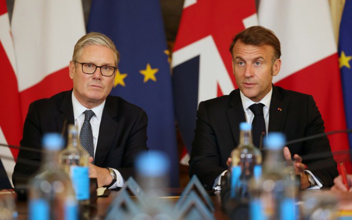 Стармер і Макрон сьогодні проведуть у Парижі саміт, присвячений розблокуванню Ормузької протоки