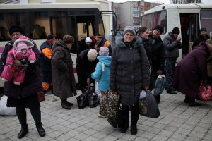 Из "горячих точек" Донецкой области выехали более миллиона жителей, - ОГА