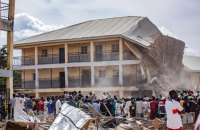 У Нігерії 21 людина загинула через обвал будівлі школи 