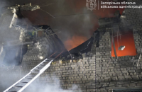 Унаслідок удару по Запоріжжю поранена 31 людина. Росіяни атакували завод Укрзалізниці (оновлено)