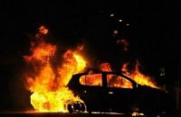 В Ужгороде сожгли автомобиль заммэра-"регионала"