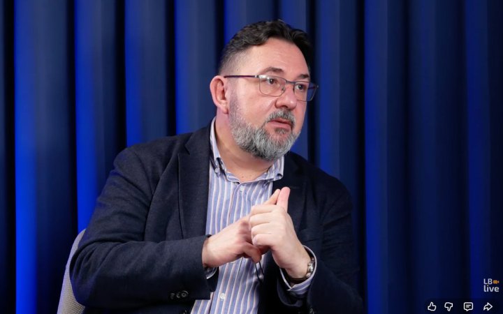 Микита Потураєв: «Умєров має піти сам — на ньому політична відповідальність» 