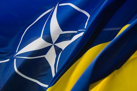 В Украину за три дня прибыли не менее трех военно-транспортных самолетов НАТО