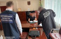 Керівника обласного управління Держгеокадастру підозрюють у незаконній роздачі землі на 2 млн грн