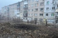 Росіяни обстріляли Куп’янськ, пошкоджено багатоповерхівку 