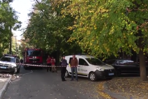Недалеко от дома губернатора Херсонской области обнаружили заминированный автомобиль