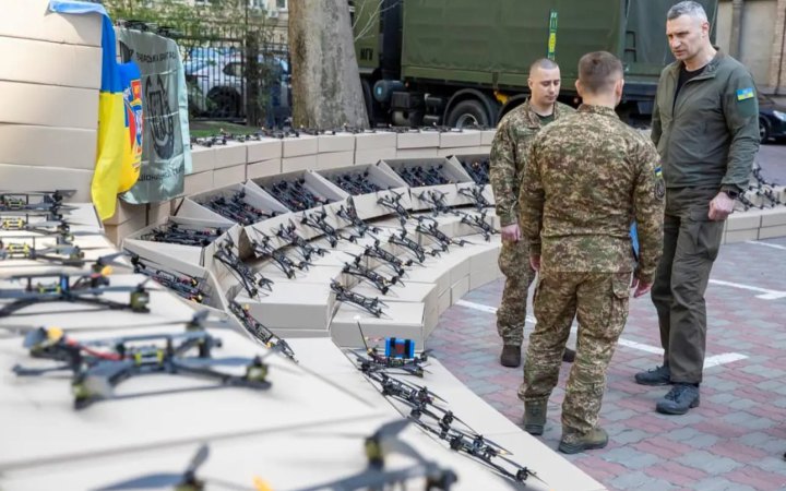 Громада Києва передала 1100 дронів різних типів 27 бригаді Нацгвардії