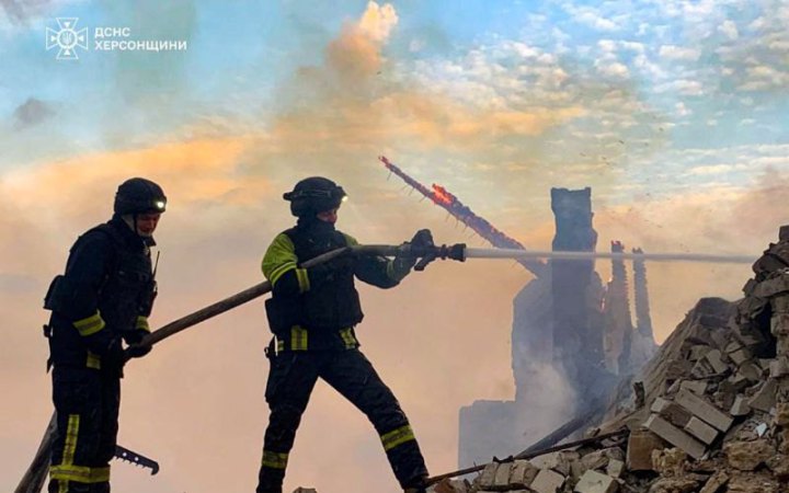 Росіяни завдали артилерійського удару по Херсону, є жертва