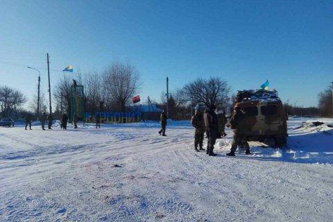 Участники блокады на Донбассе начали перекрывать автодороги