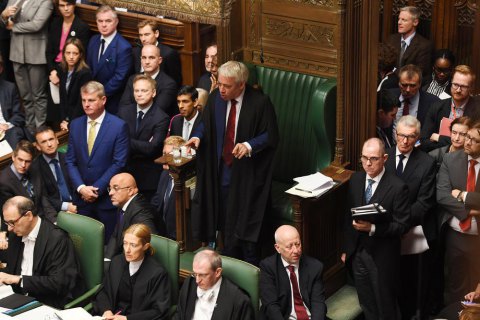 У британському парламенті почалися дебати про вихід з Євросоюзу