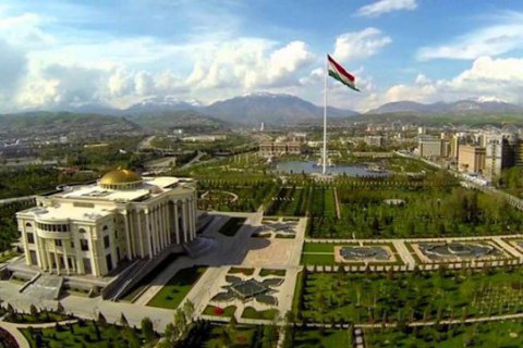 В Таджикистане запретили русские окончания в фамилиях