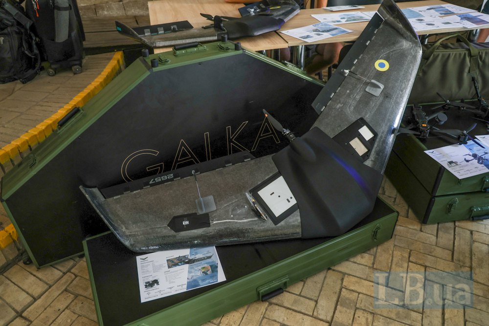  Український дрон <i>GALKA</i> — поновлена модель безпілотного авіаційного комплексу «Валькірія», створена для розвідки й
коригування артилерійського вогню, під час медіаклубу Технологічних сил України. 