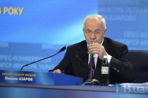 Азаров не виключає застосування сили проти Майдану