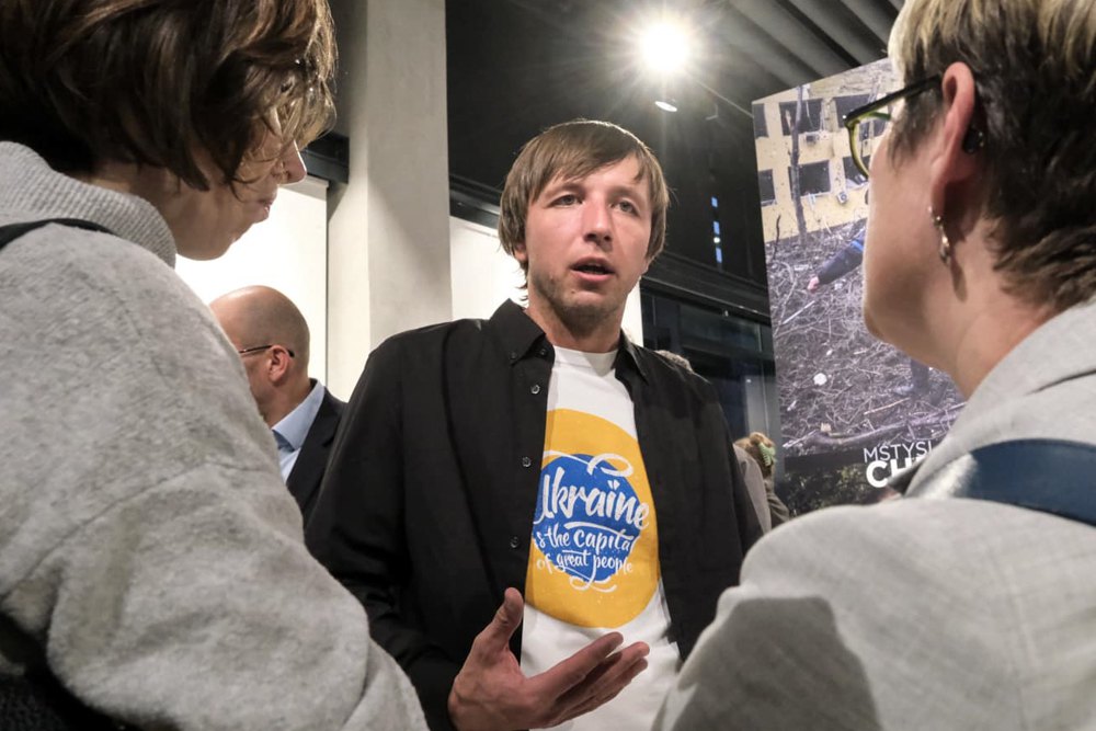 Євген Малолєтка під час відкриття виставки у Czech Photo Centre, 12 жовтня 2022.