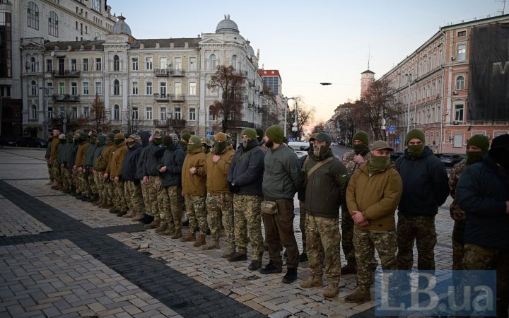 У Києві вшанували пам'ять загиблих героїв "Азова"