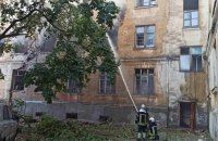 Обстріли на Донбасі і Дніпропетровщині, пожежа в Харкові. Як минула ніч у регіонах