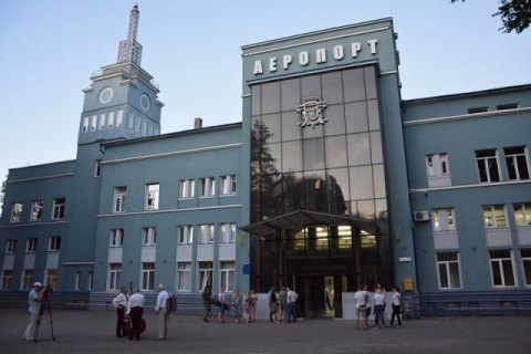 Аеропорту Чернівців присвоєно ім'я Каденюка