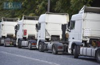 Троє львівських митників "заробили" на розмитненні вантажівок 2 млн грн