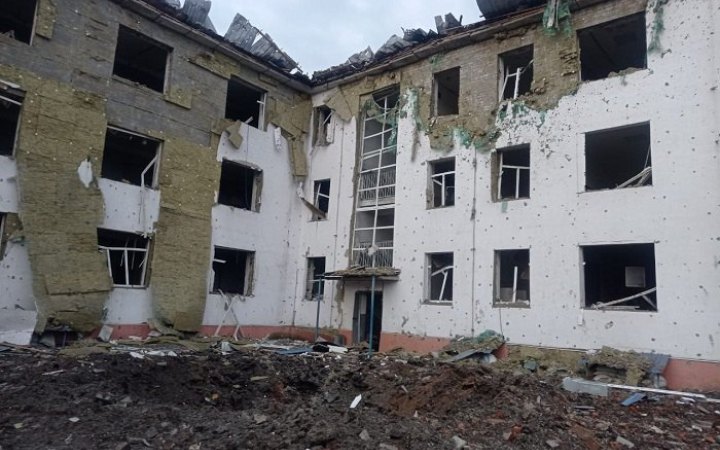 Росіяни обстріляли Слов'янськ і Краматорськ, пошкоджені багатоповерхівки і школа